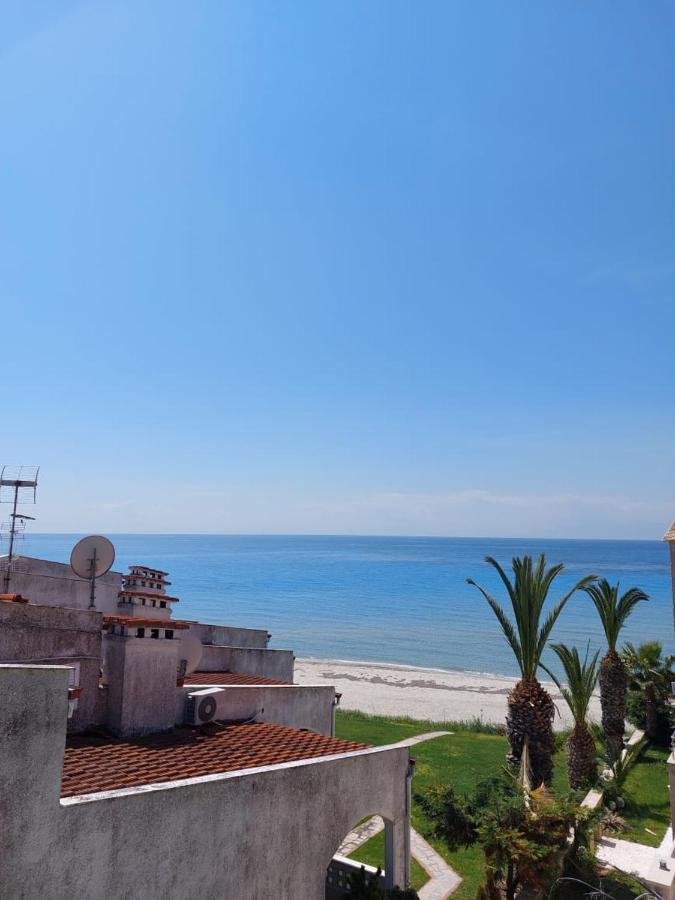 Apartment In Siviri Sea View Kültér fotó