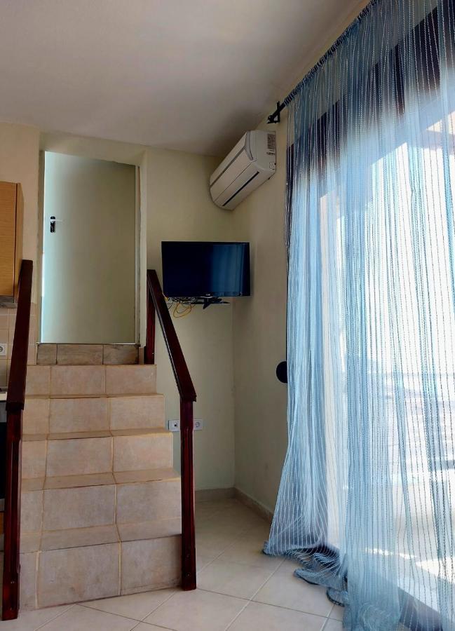 Apartment In Siviri Sea View Kültér fotó